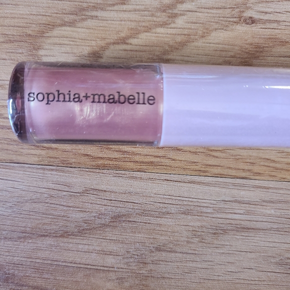 🦩3/$30 Lipgloss, lip remedy, blush, mascara, and brush with Ipsy bag - Picture 2 of 9